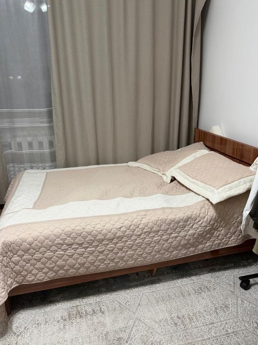 Срочно продам, торг уместен. В связи с переездом. Кровать,шкаф, тримо