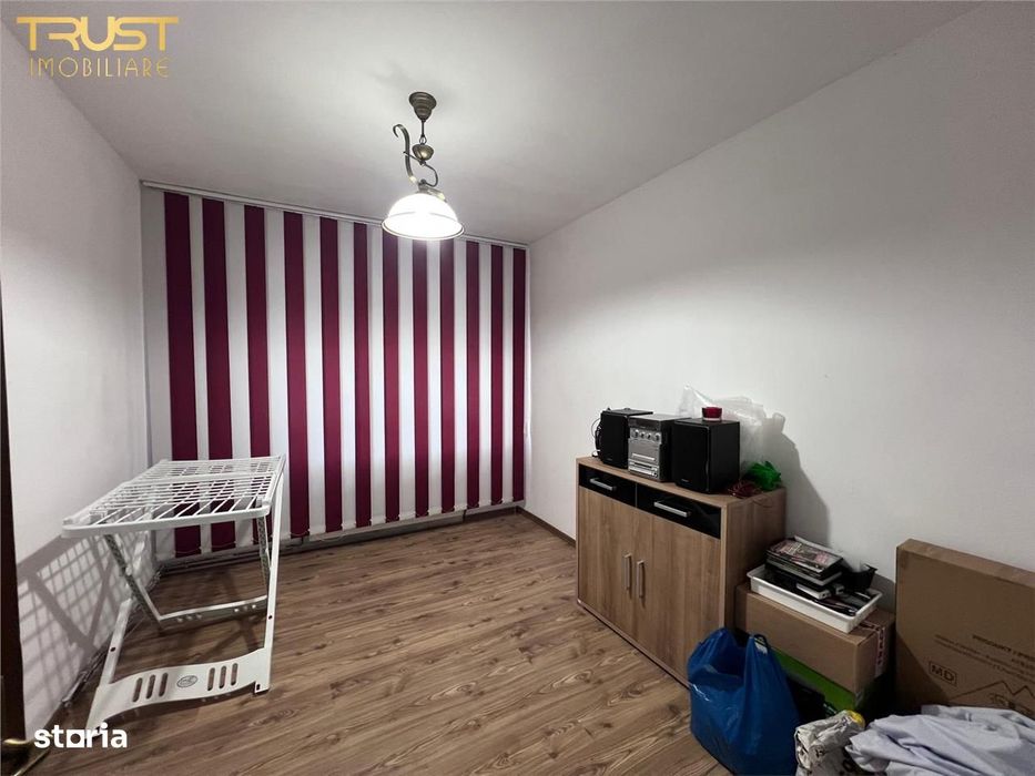 Apartament 3 camere | Decomandat |  strada Nasaudului | Demisol propri