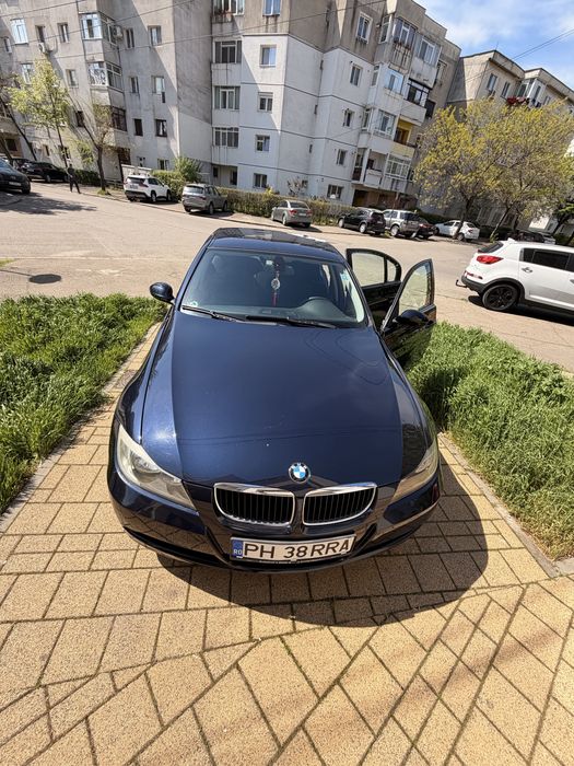BMW318i E 90 facelift 2008/143CP benzina