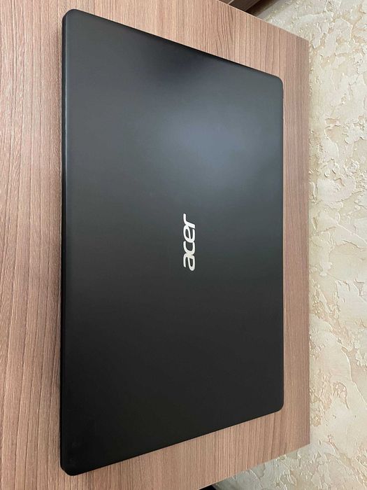 Acer Extensa 15 /Core i3-1005g/4gb ram/120gb ssd/