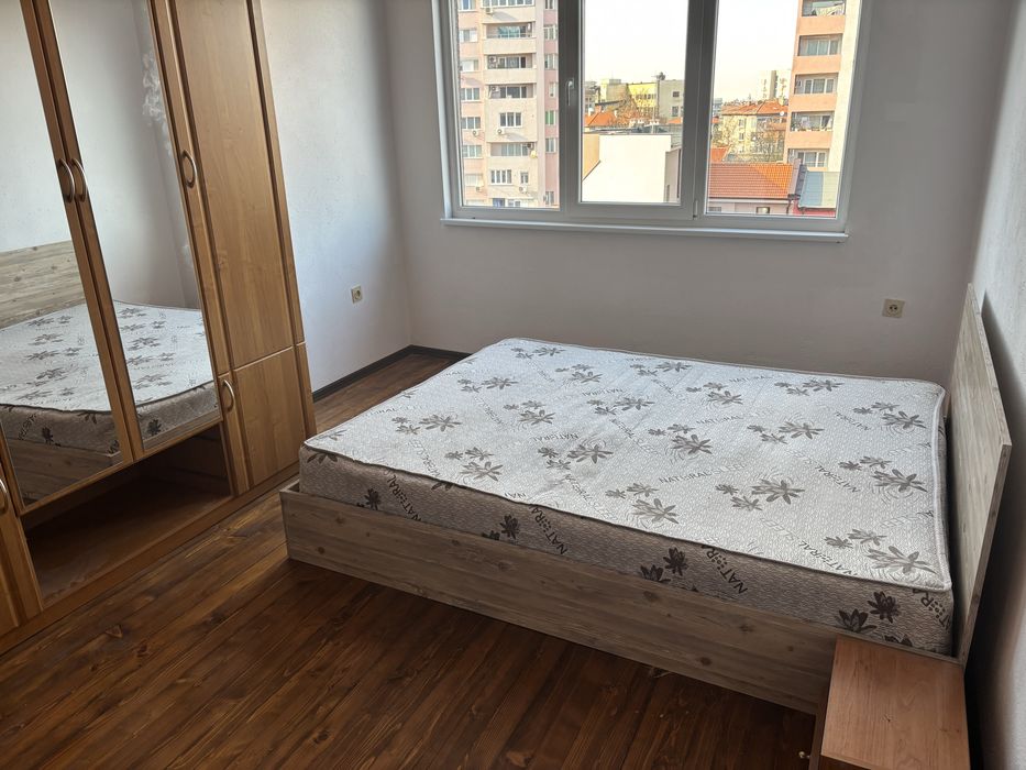 Дава се под наем Четиристаен апартамент в Асеновград - 126 кв.м за 357 € - Снимка #3