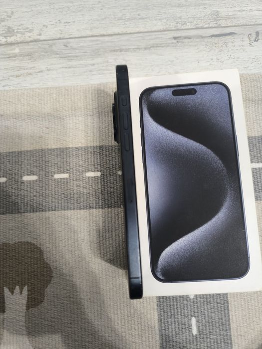 Vând s-au schimb iPhone 15 Pro Max 5G Blue Titanium 1TB