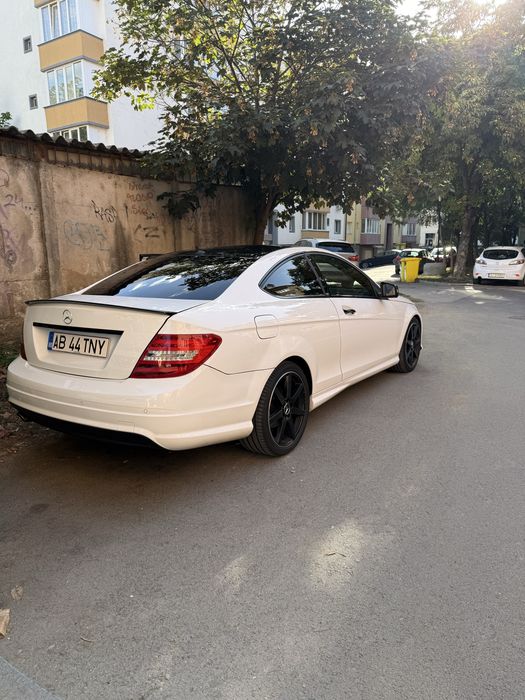 MERCEDES-BENZ C-Class 2012 — imagine 5
