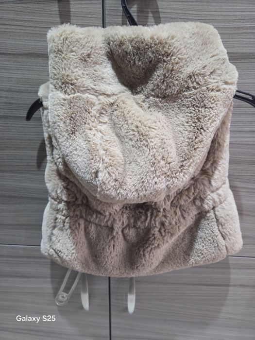 Пухено Елече Primark  9-12 м.
