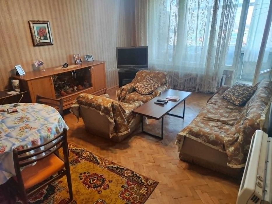 Директно от собственик - продавам тристаен апартамент в Пловдив, Каменица 2