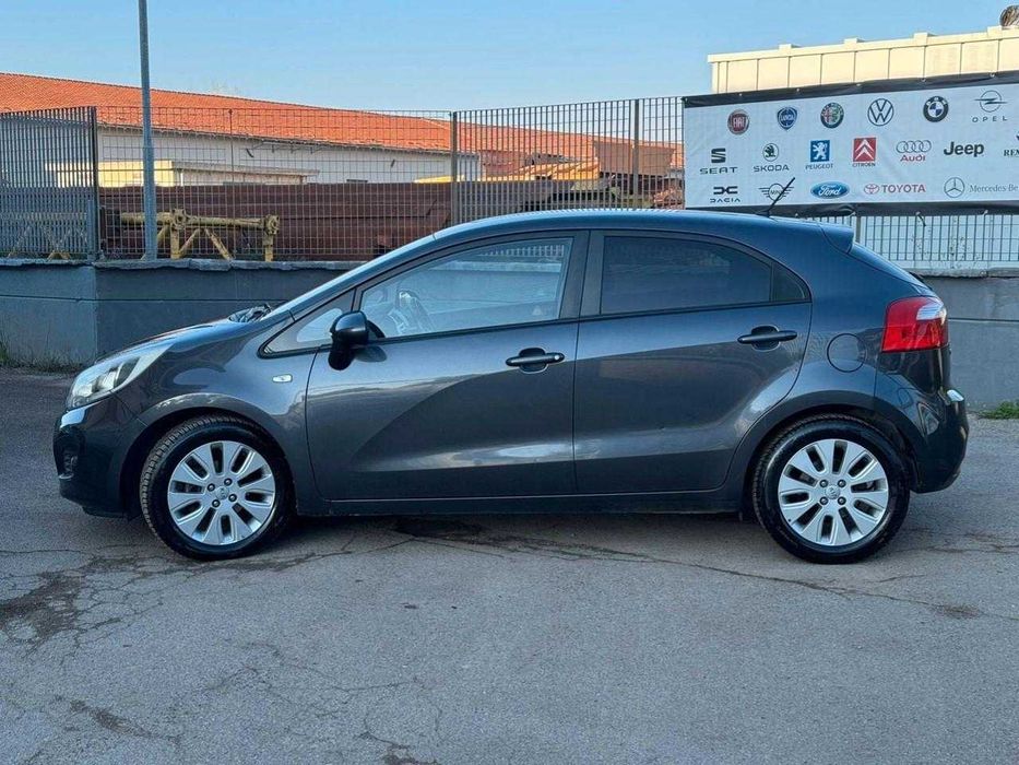 Kia Rio 1.4D на части