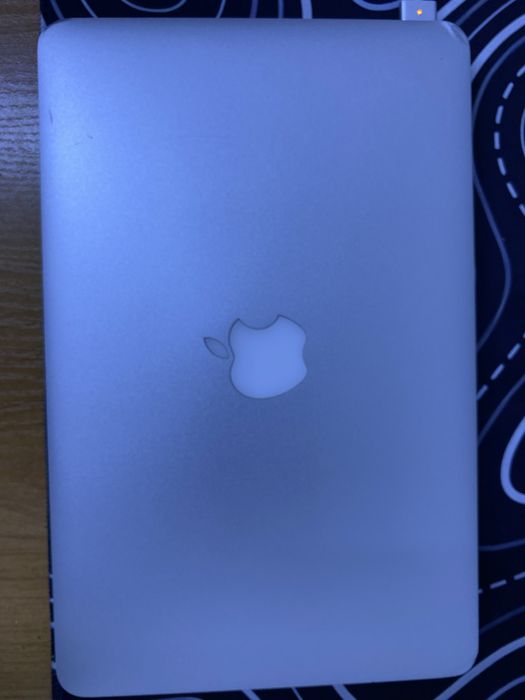 Macbook air 11-inch
