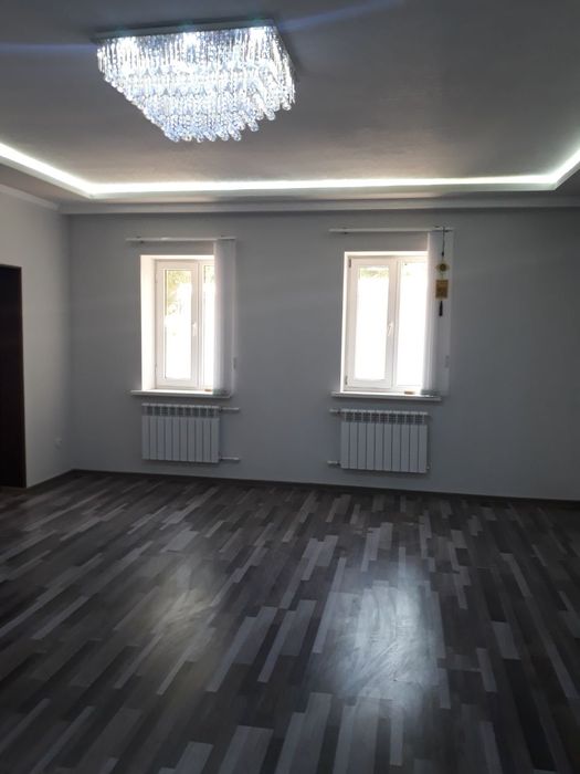 Продаётся 2 дома на одном участке город Чирчик (район джалаир)