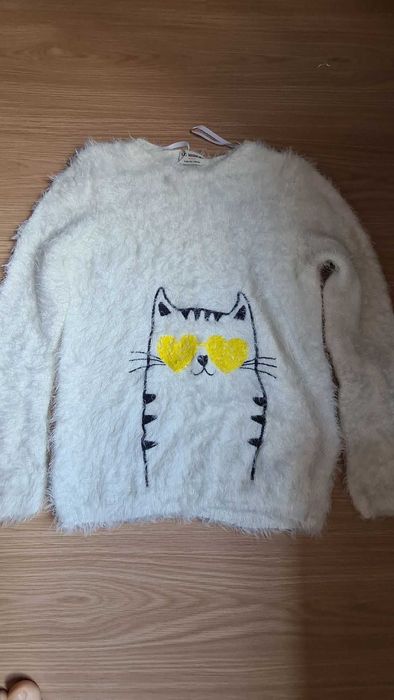 детская кофта на девочку  за 3000