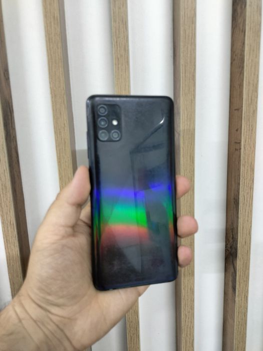 Продам Samsung A51 128gb