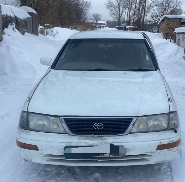 В продаже автомобиль тоета Авалон 1997г