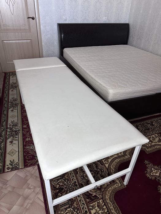 Кушетка в зорошем состоянии