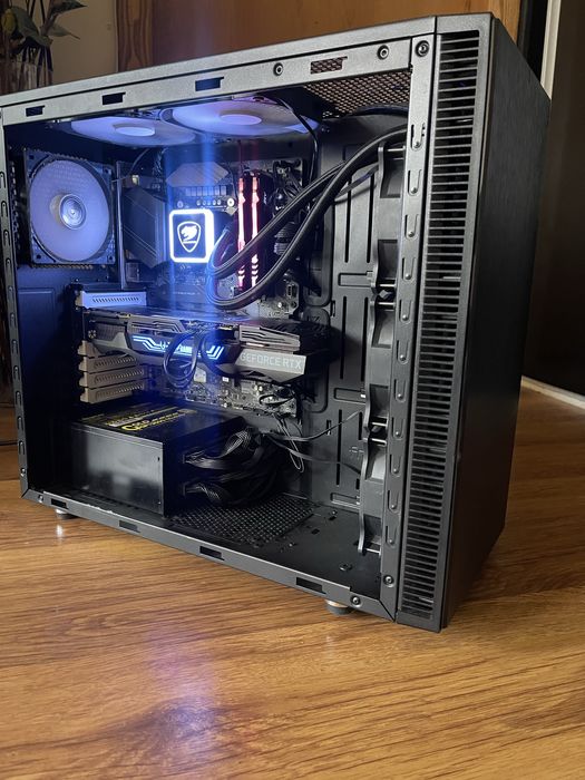 Геймърски компютър/ I7 10700K/Водно/32GB/RTX 3090 24GB/2TB SSD