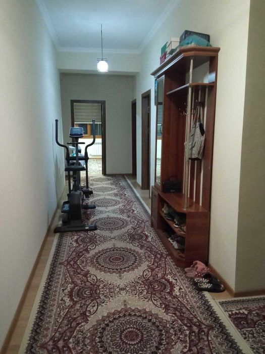 Жуда қулай жойда жойлашган. 3 хоналик квартира. ТЕНГЕ банк.