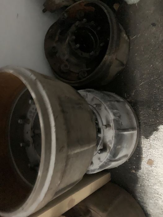 Ступица на камаз, есть простые и евроступица