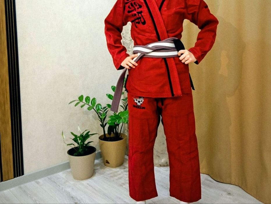 спортивная одежда кимано