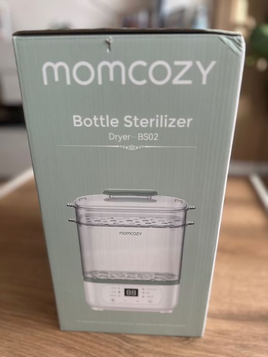 Чисто нов стерилизатор Momcozy BS02