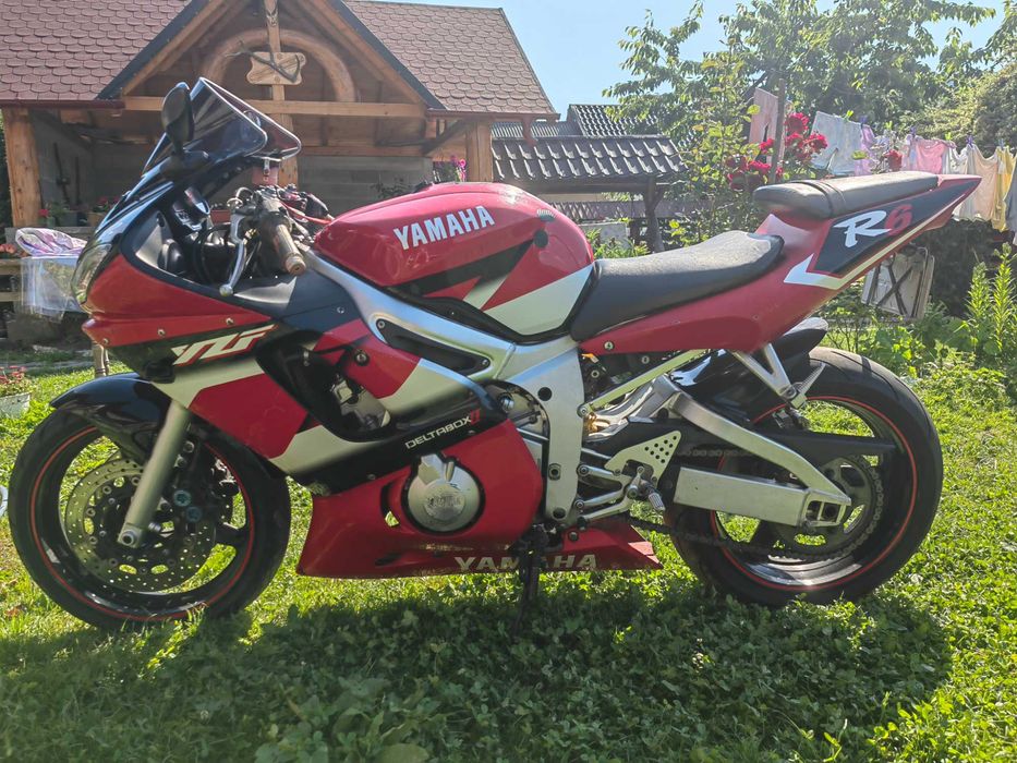 Yamaha R6 - 2002