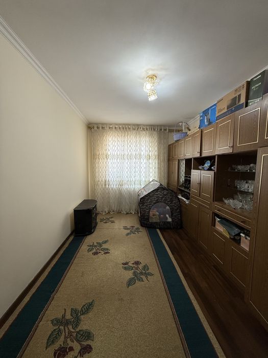 Продам свою квартиру 4/5/5 Обод Макон