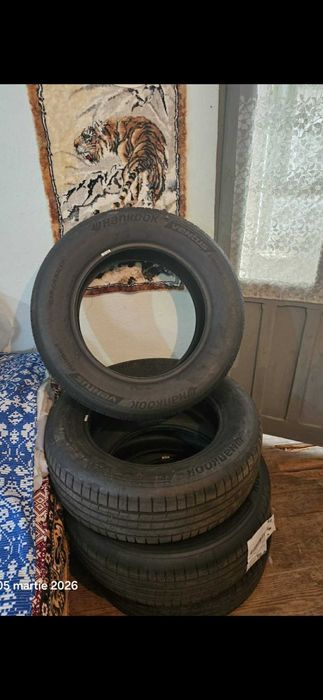 Anvelope auto/ De vara / Noi / 215/65R17