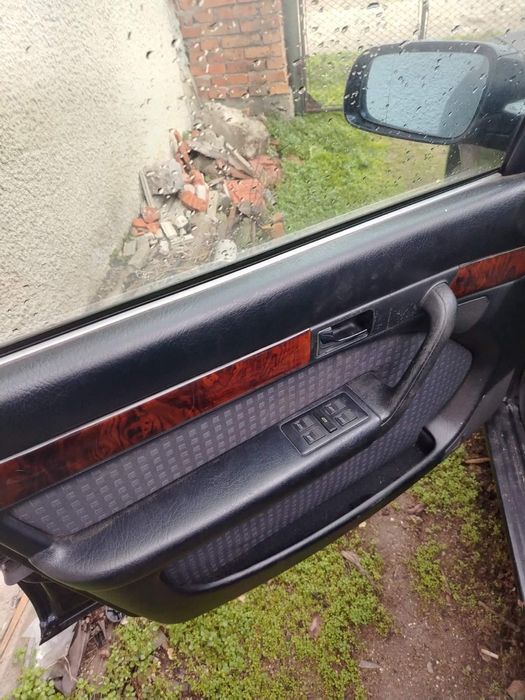 Ауди А6 ц4 2000 16v на части