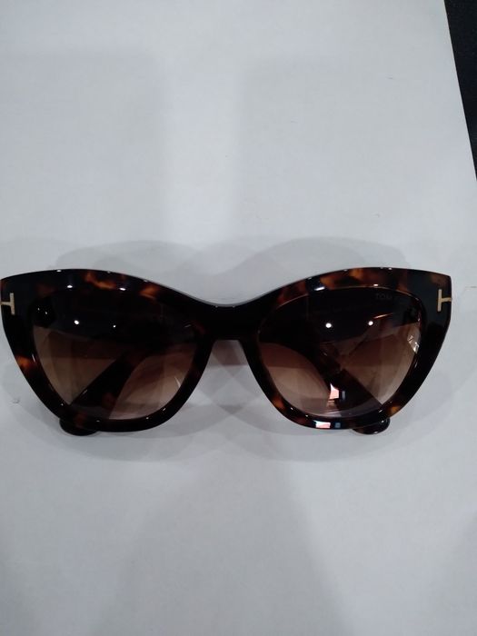 Ochelari de soare Tom Ford, pentru femei.