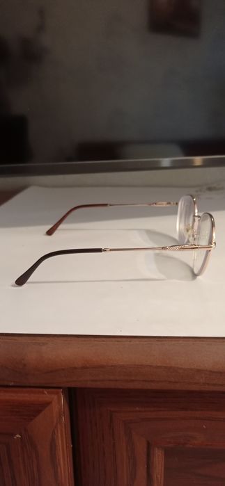 Очки оправа подростковые.