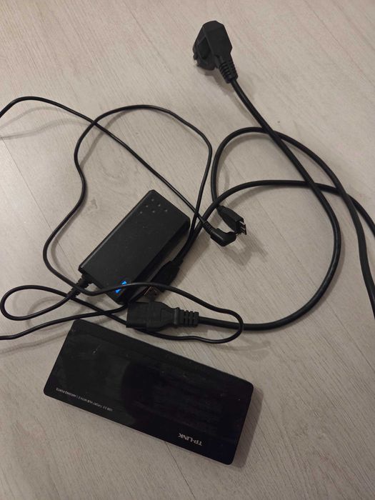 USB 3.0 Хъб TP-Link UH700 (7 порта) + Оригинално захранване Huntkey