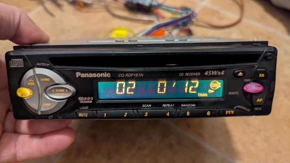 Radio cd Panasonic CQ-RDP151N