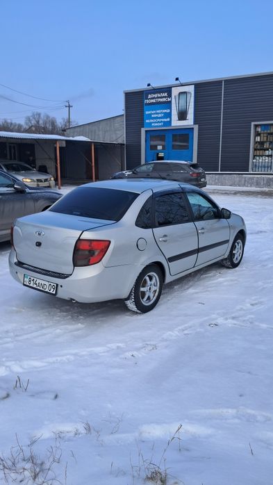 Автомобиль Лада Гранта
