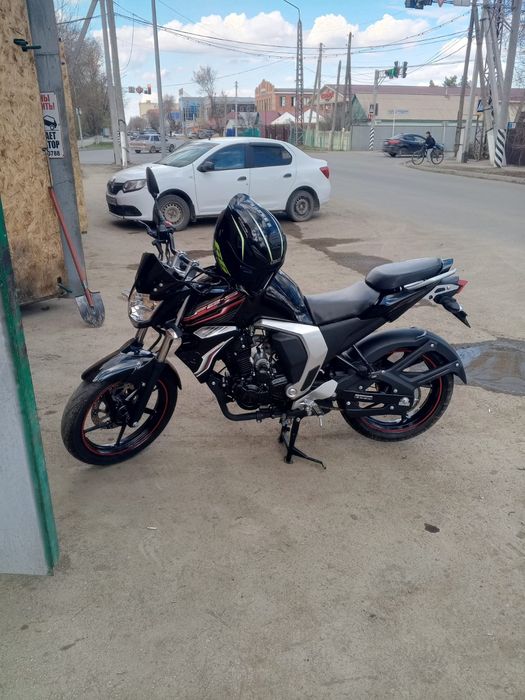 Продам новый мотоцикл ещё в пакете)