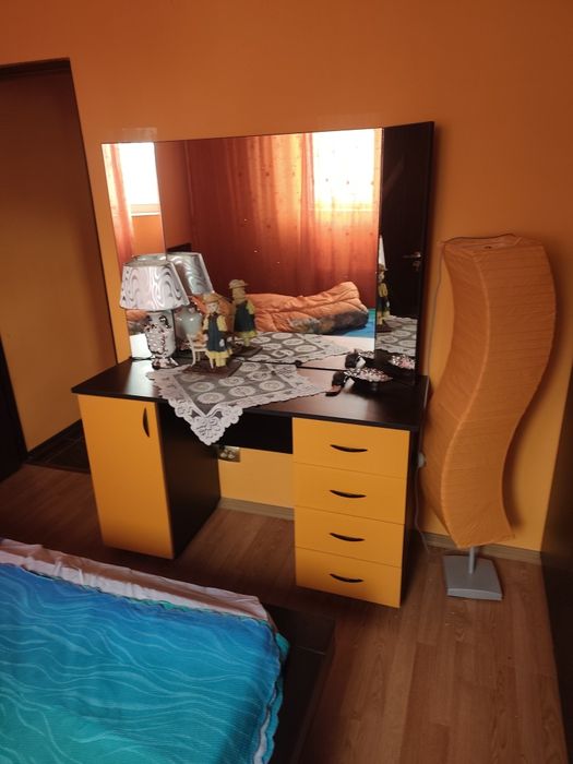 Vând apartament  cu 2 camere