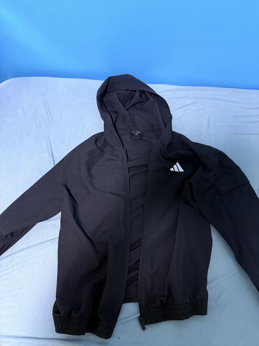 Дрехи на dsquared2, adidas и boss