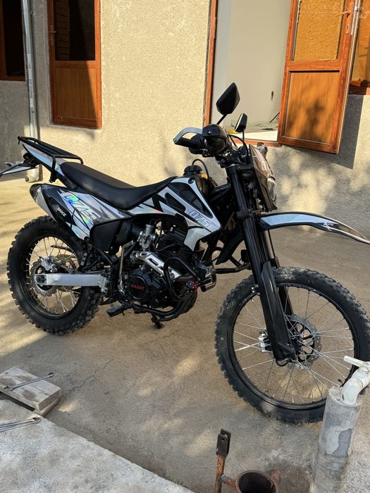 Enduro 300cc Zongshen matorda
