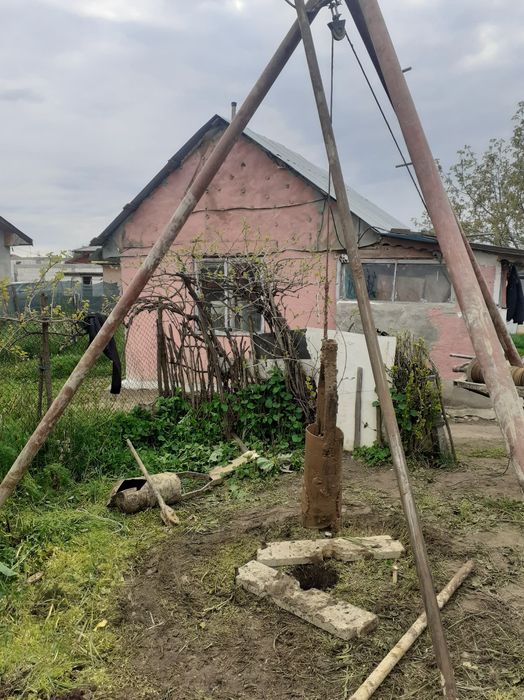 Foraje puțuri apa prelungirii denisipări și piloni