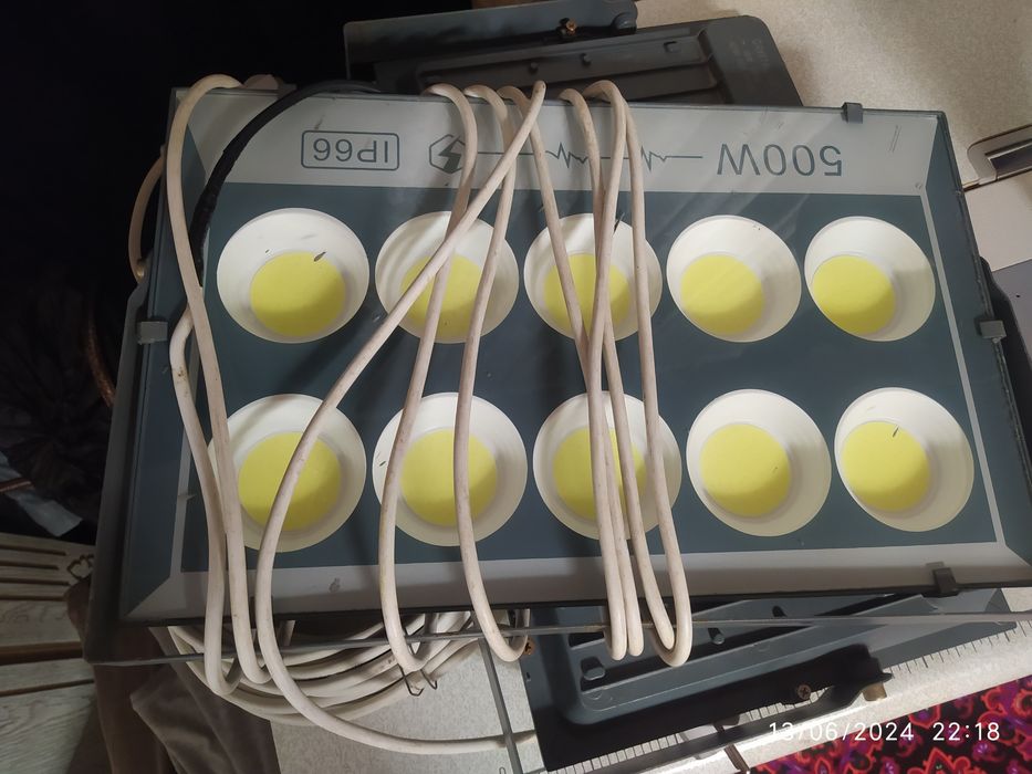 Ishlatilgan buvishney projektor 500W