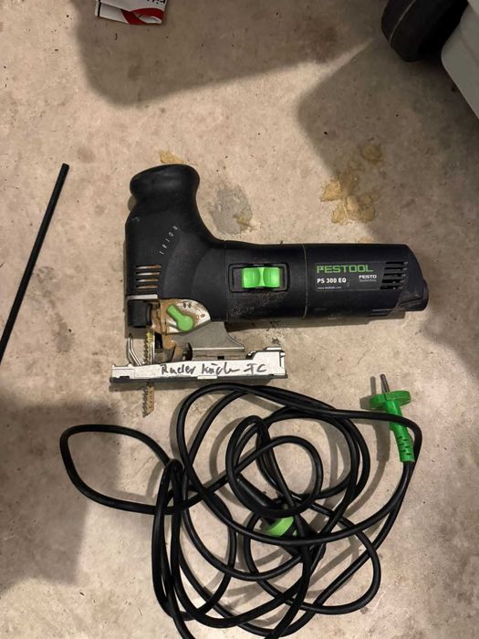 Vind scule cint la bucata si la gramada