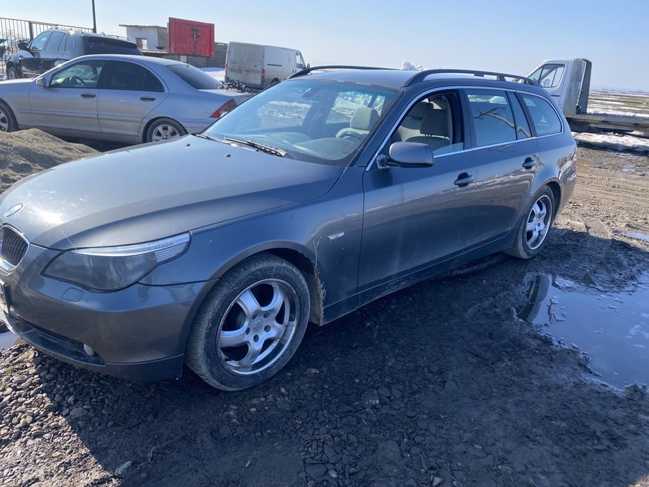 Dezmembrez bmw e61 e60 525 d