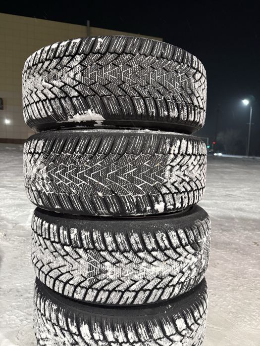 Комлект дисков с зимней резиной