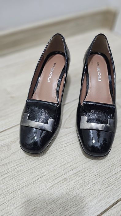 Pantofi  mas 37 noi Rizzoli