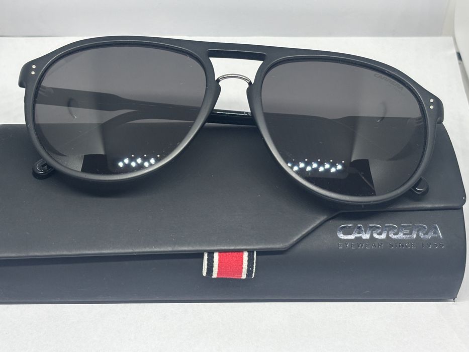 Ochelari de soare Carrera