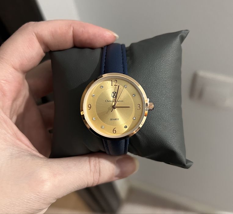 Ceas dama, aspect haute couture - Christian Lacroix