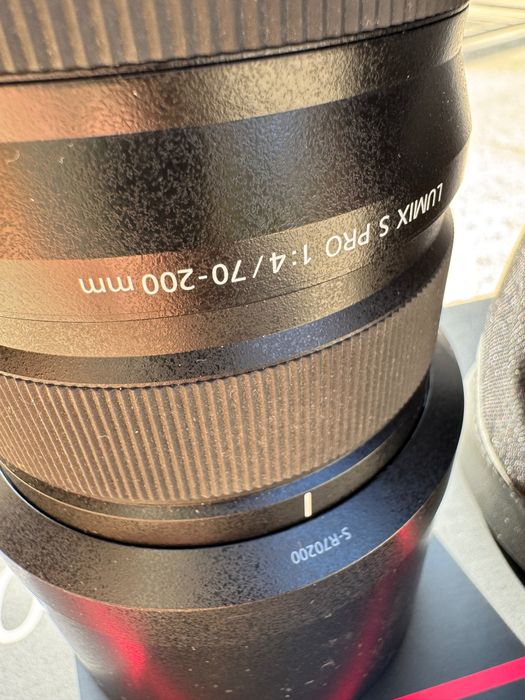 Обектив Panasonic Lumix S PRO 70-200 F4 O.I.S. за L-mount камери