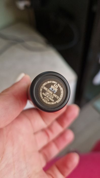 Червила Mac и Fenty