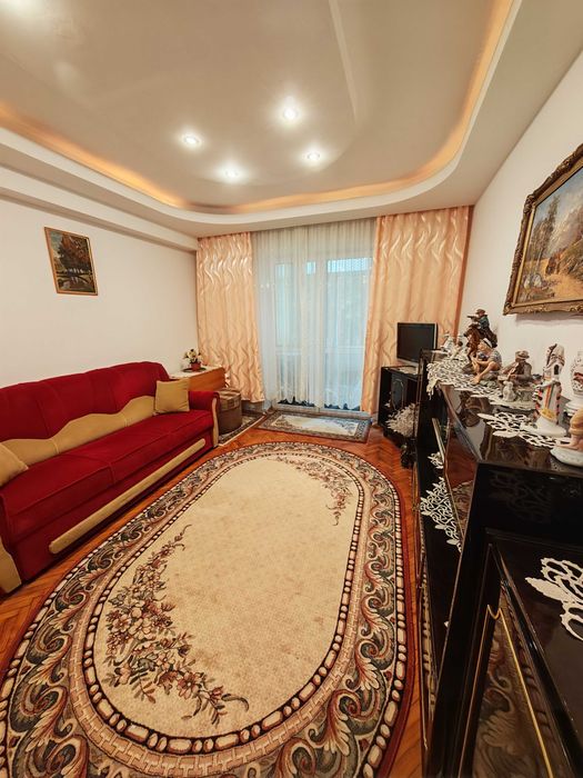 Vand urgent apartament 2 camere decomandat complet mobilat si utilat