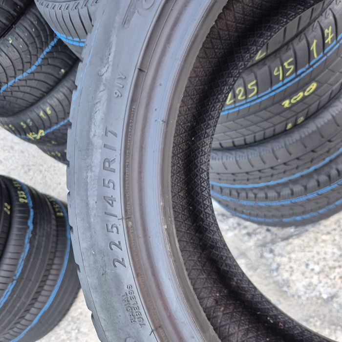 225 45 17 Dunlop Sport Maxx