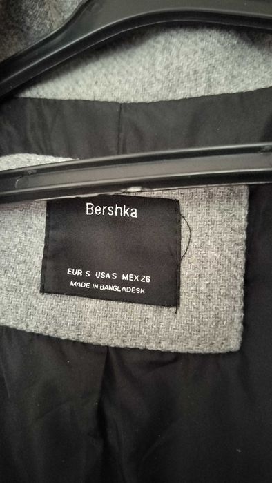 Палто Bershka есенно