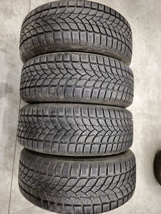 4 anvelope iarna Lassa 205 55 17 stare foarte buna