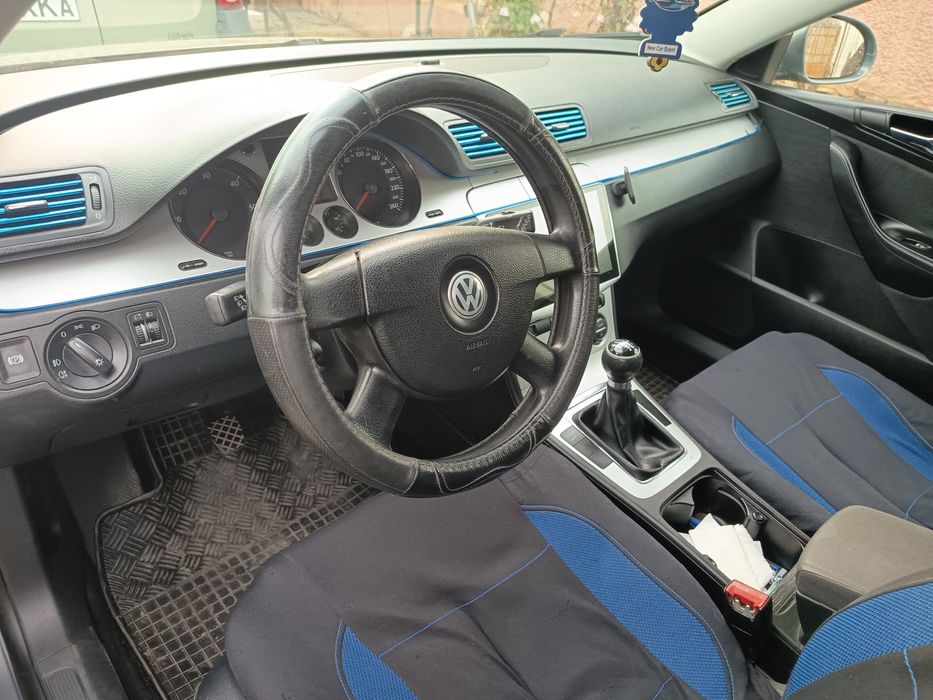 Vând Vw Passat B6