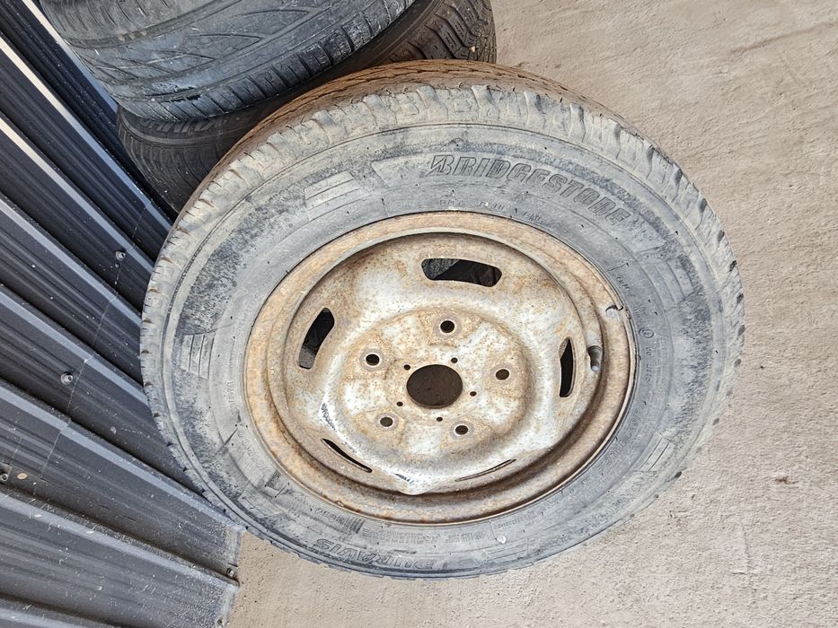 Roata ford transit 215/65 R16 C